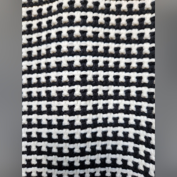 Madewell Textured Stitch Sweater In Black and White, Size Small NWT - Picture 5 of 6